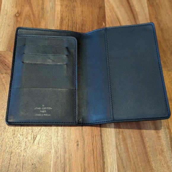 Louis Vuitton Passport Wallet - Damier Infini Onyx - Picture 3 of 5